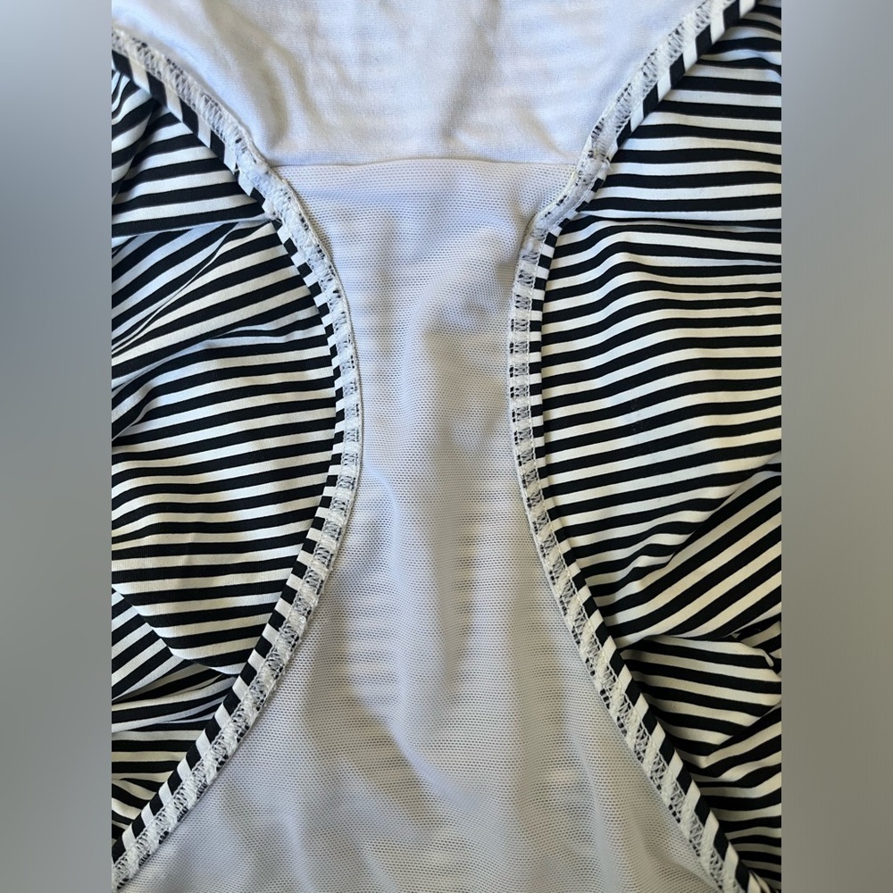 Bond Eye Australia One Piece Bathingsuit Size 10 - Picture 5 of 8